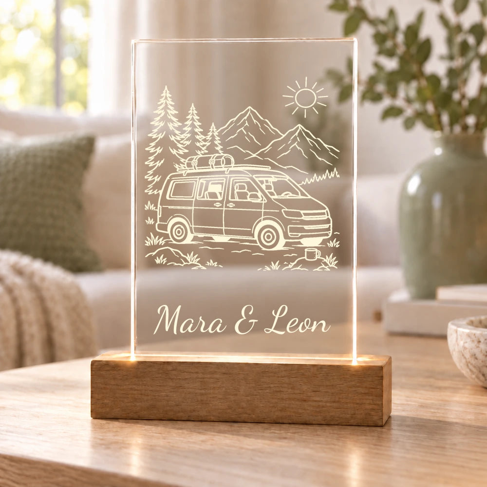 Vanverliebt – Acryllicht mit Wunschtext mit Beispielname Mara & Leon – Dein Favorit Design