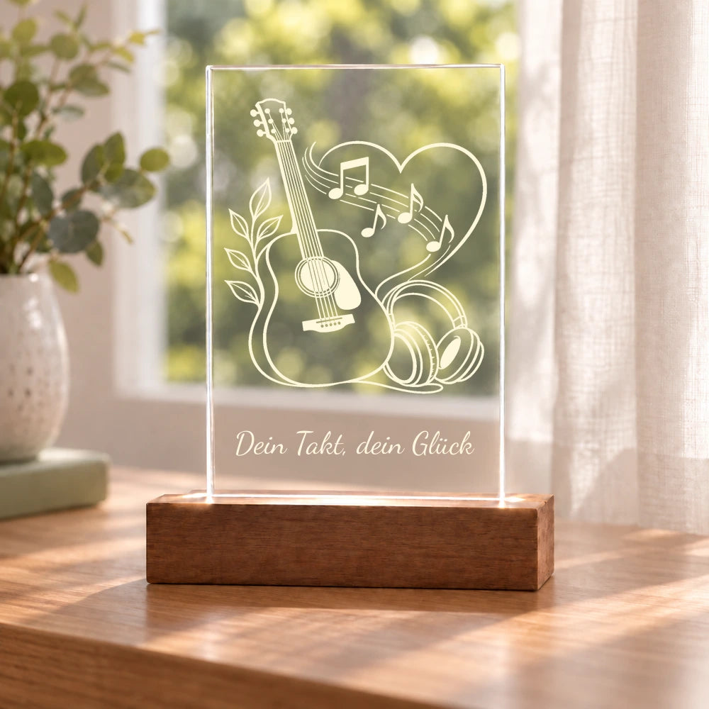 Musikherz – Acryllicht mit Wunschtext mit Beispielname Dein Takt, dein Glück – Dein Favorit Design