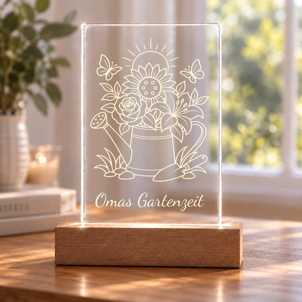 Gartenliebe – Acryllicht mit Wunschtext mit Beispielname Omas Gartenzeit – Dein Favorit Design