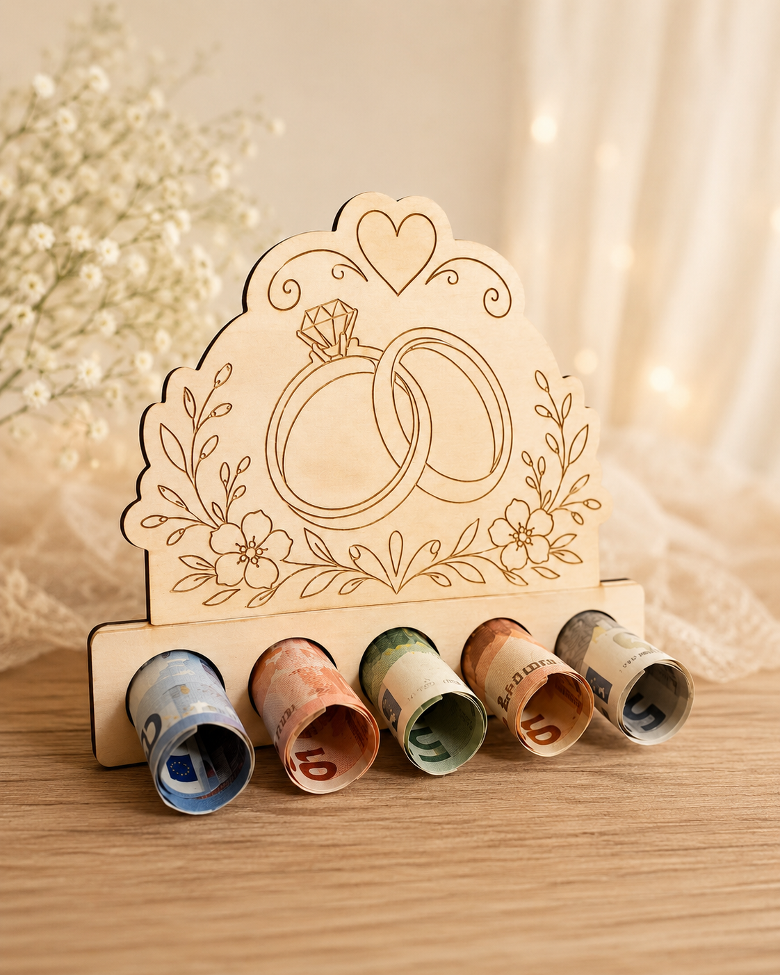 Geldhalter 1:1 geprüft · Geldhalter zur Hochzeit – Eheringe & Blumen · Produktfoto